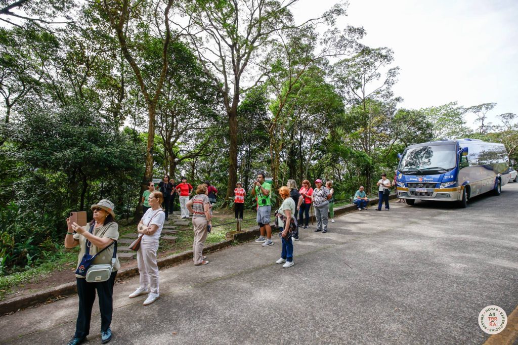Estrada Velha com transporte