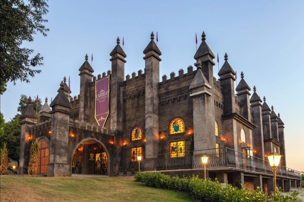 Castelo dos Vinhais e Tour em Vinhedo
