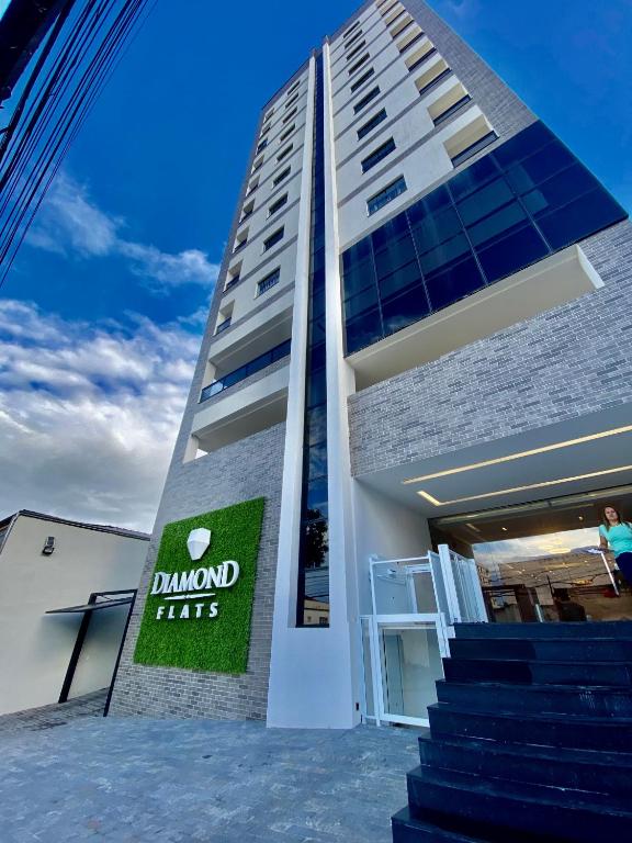 Hotel Diamond e Flats em São Lourenço ()