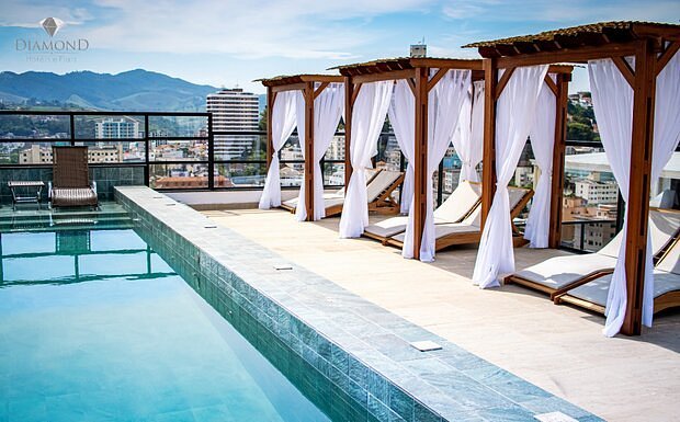 Hotel Diamond e Flats em São Lourenço ()